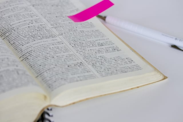 韓国語の電子辞書がほしい！メリット・活用方法・おすすめの韓国語の電子辞書をご紹介！