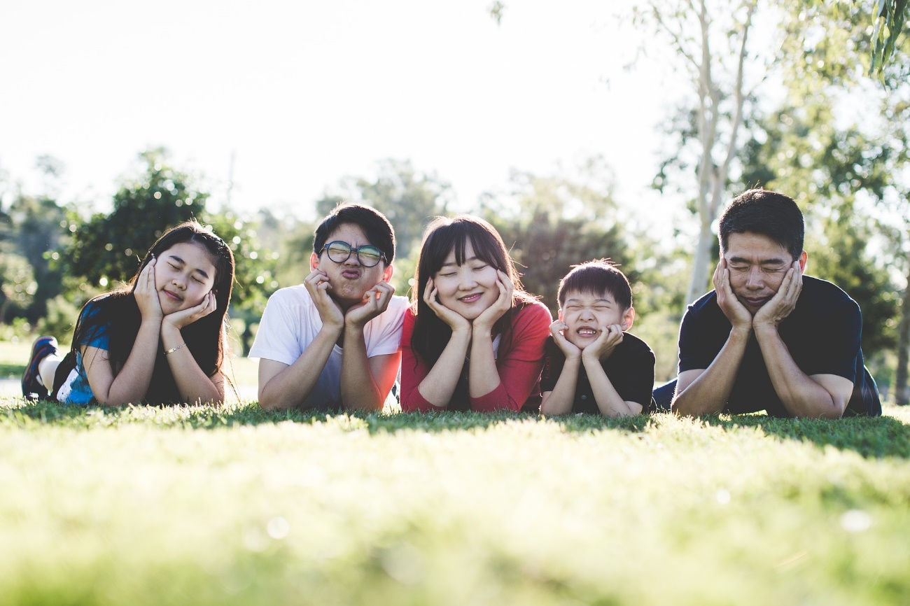 韓国語で家族を紹介 父母に子供 娘息子 兄弟姉妹など性別によって変わる呼び方にも注意