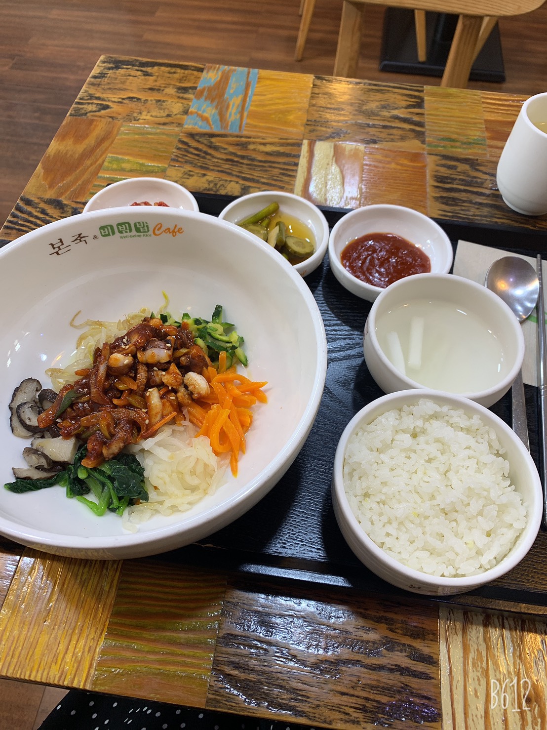 ダイエットにも良い 韓国人も大好きな美味しい新大久保駅のお粥専門店をご紹介 日本最大の韓国語教室 K Village 韓国語