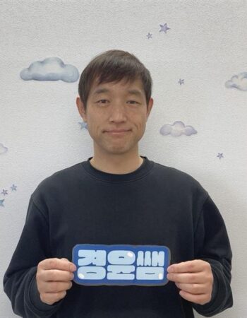 福岡天神校：ギョンユン先生