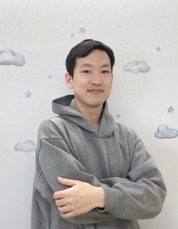 福岡天神校：ソンヒョン先生