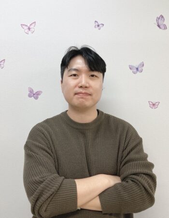 福岡天神校：ヨンジュン先生