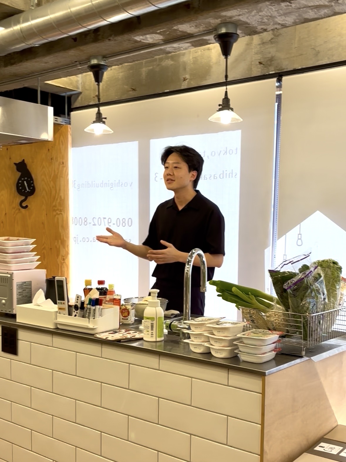 立川校 料理イベント 担当講師写真