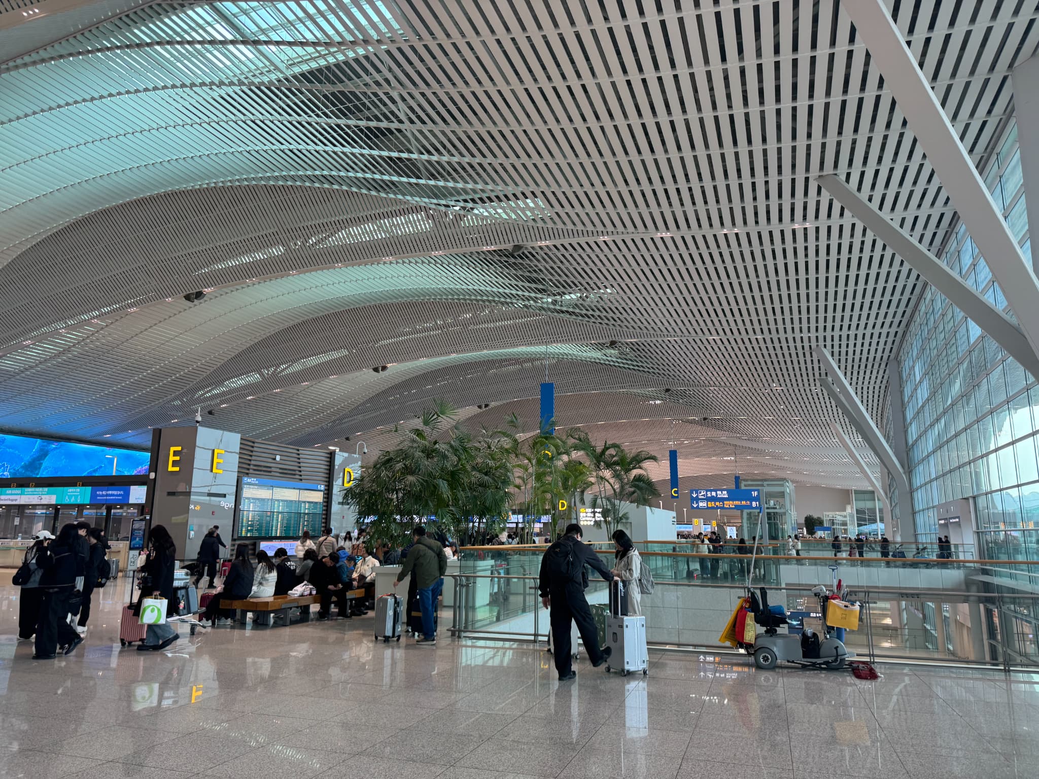 仁川空港第2ターミナル 出発ロビー