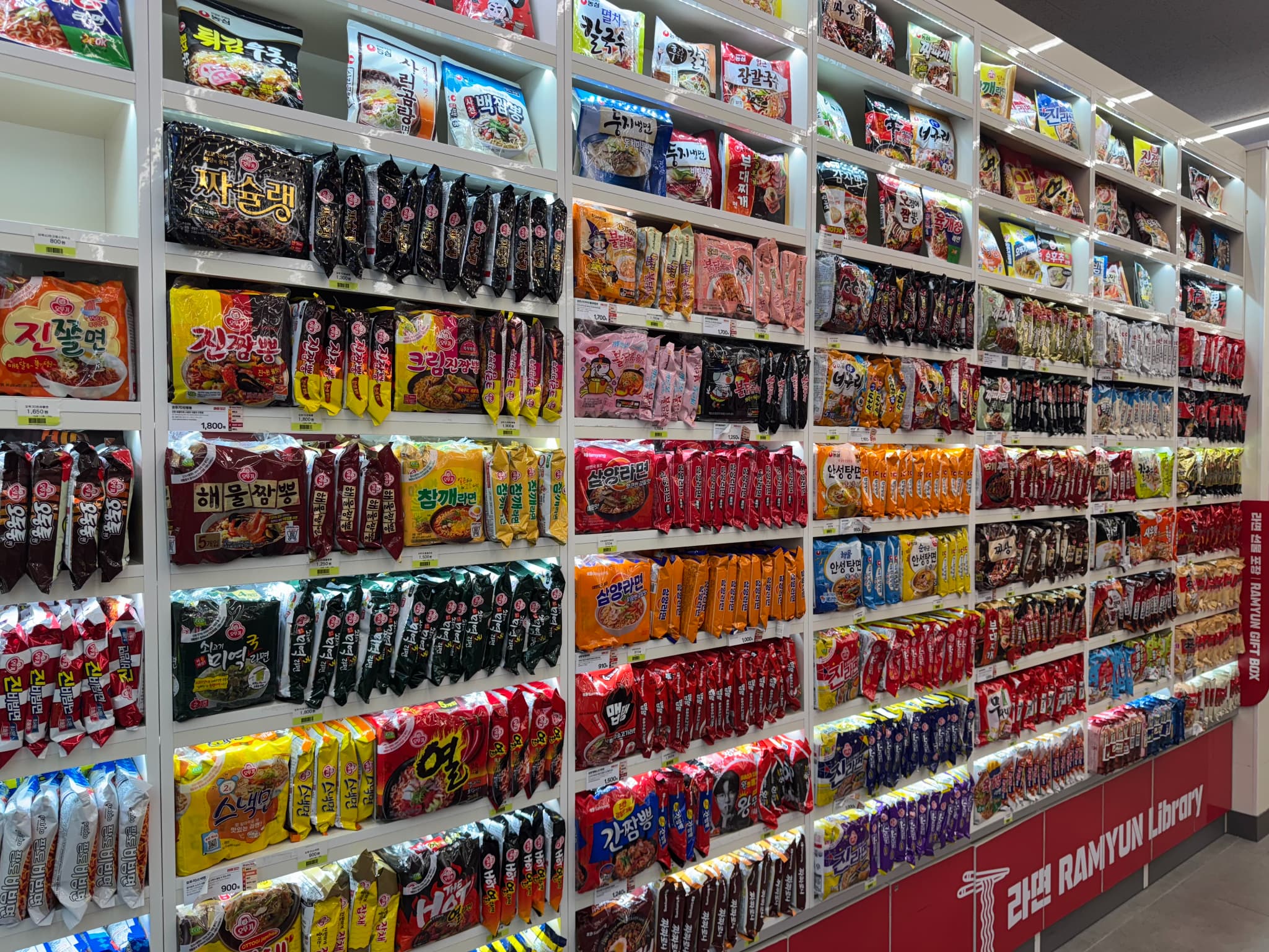 仁川空港第2ターミナル　CUのラーメン売り場