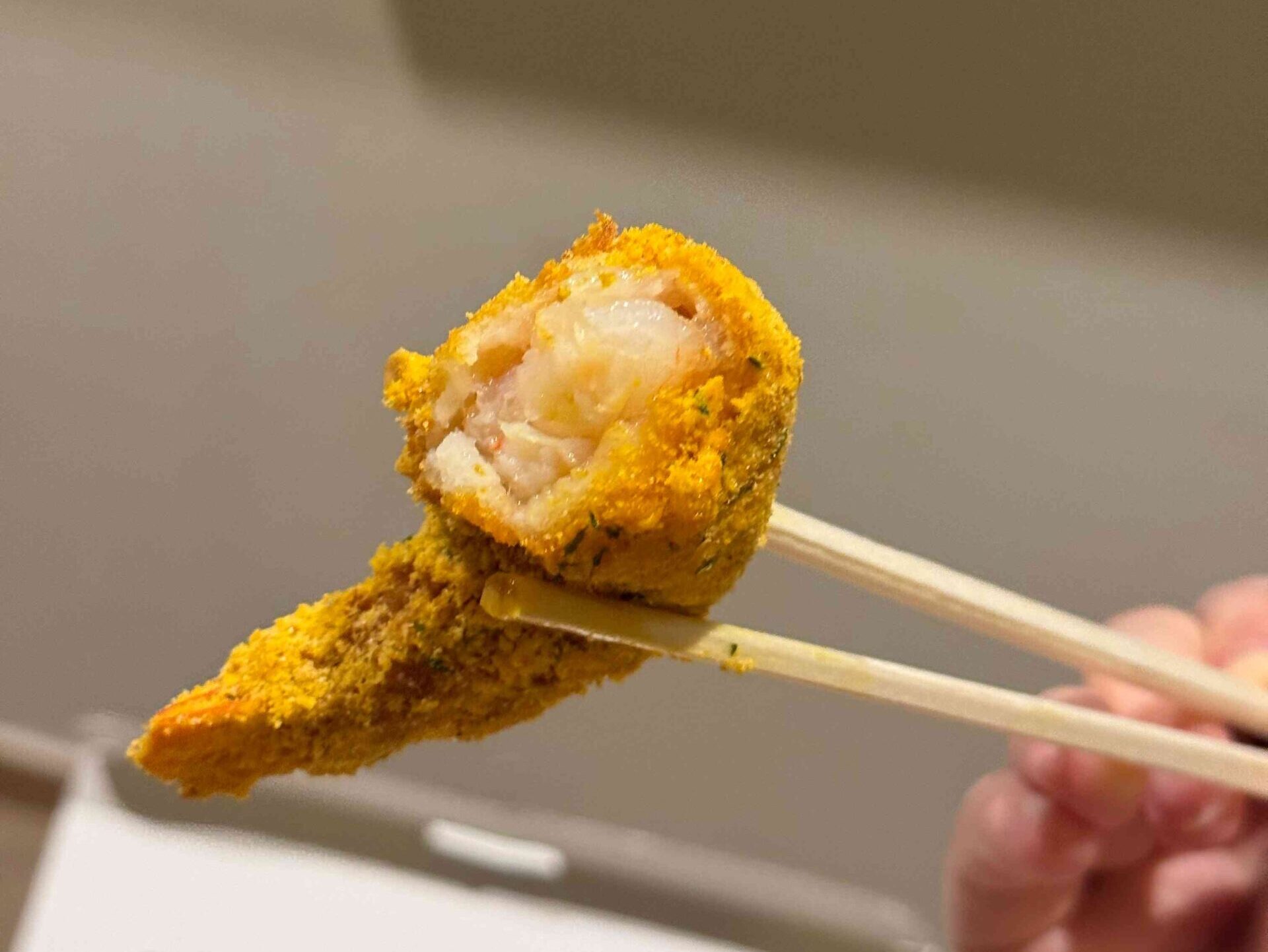 外はサクサク、中はプリップリの새우강정(セウカンジョン)