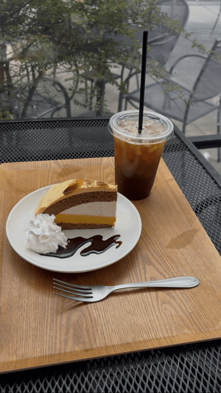 Cafe du Richeのかぼちゃのケーキ